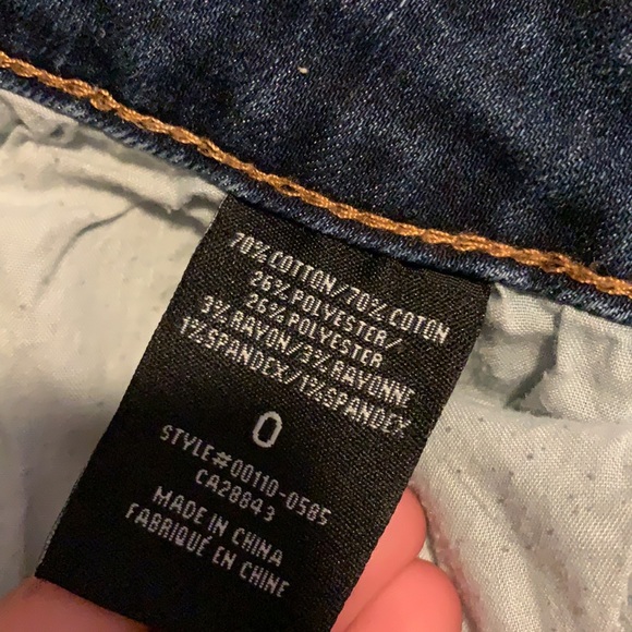 Shorts - Picture 3 of 3